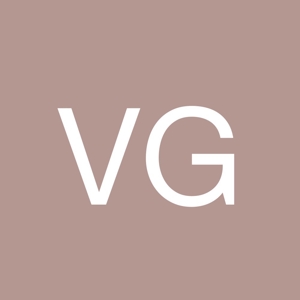 Meet your Posher, Vicky